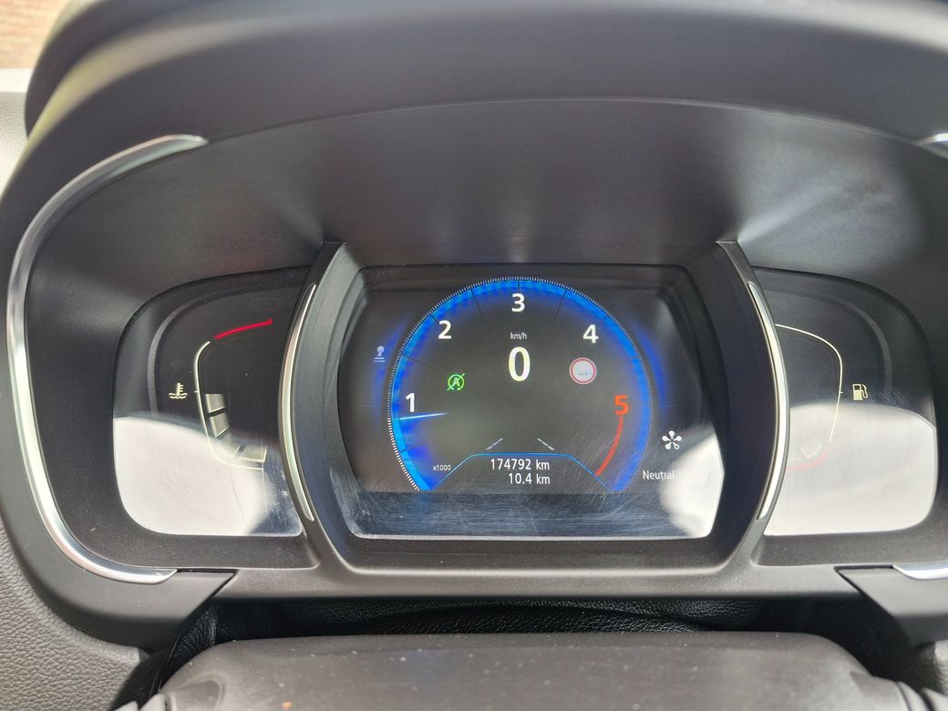 2017 Renault Scenic