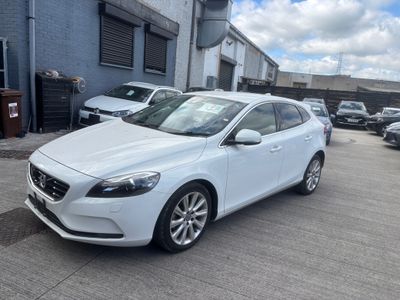 2015 Volvo V40