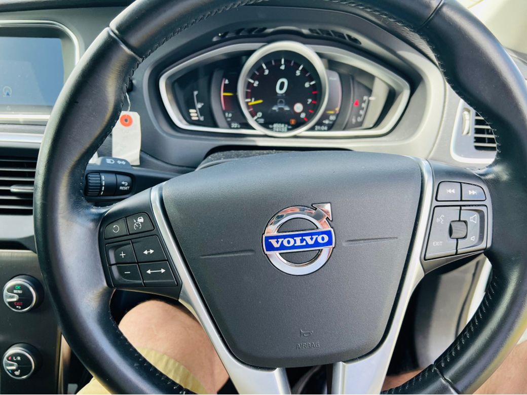 2014 Volvo V40