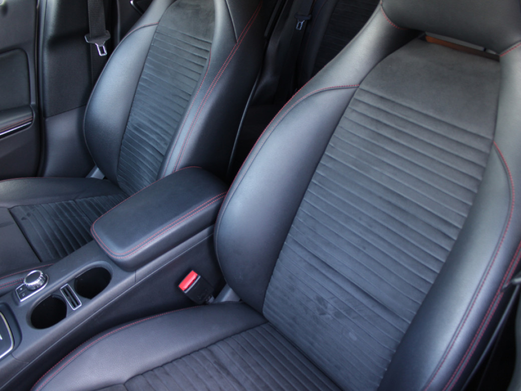 2016 Mercedes-Benz A 180