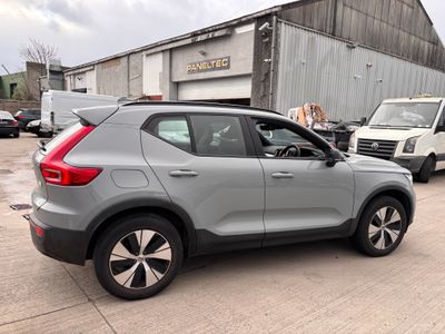 2023 Volvo XC40