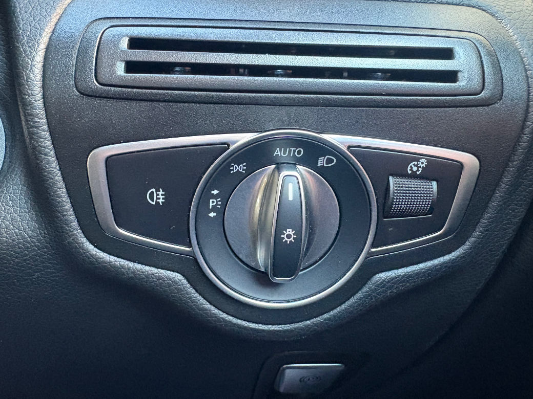 2021 Mercedes-Benz GLC Class