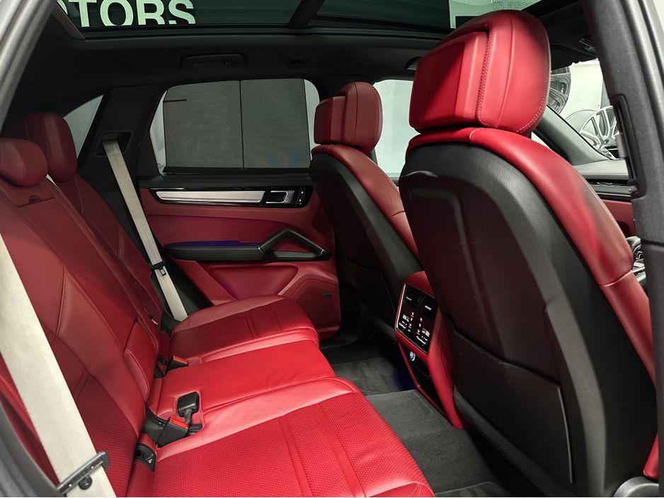 2023 Porsche Cayenne