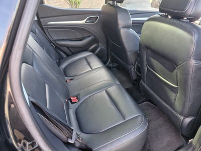 2020 MG ZS