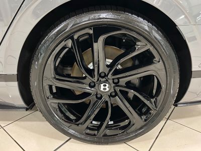 2025 Bentley Flying Spur