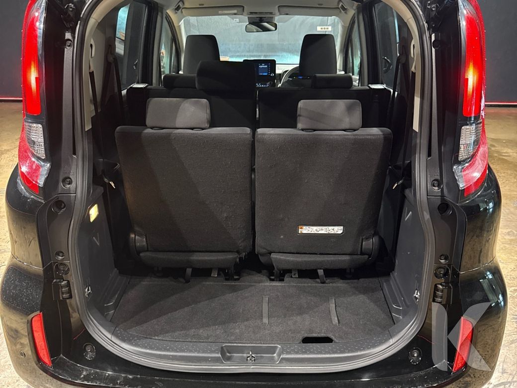 2023 Toyota Sienta