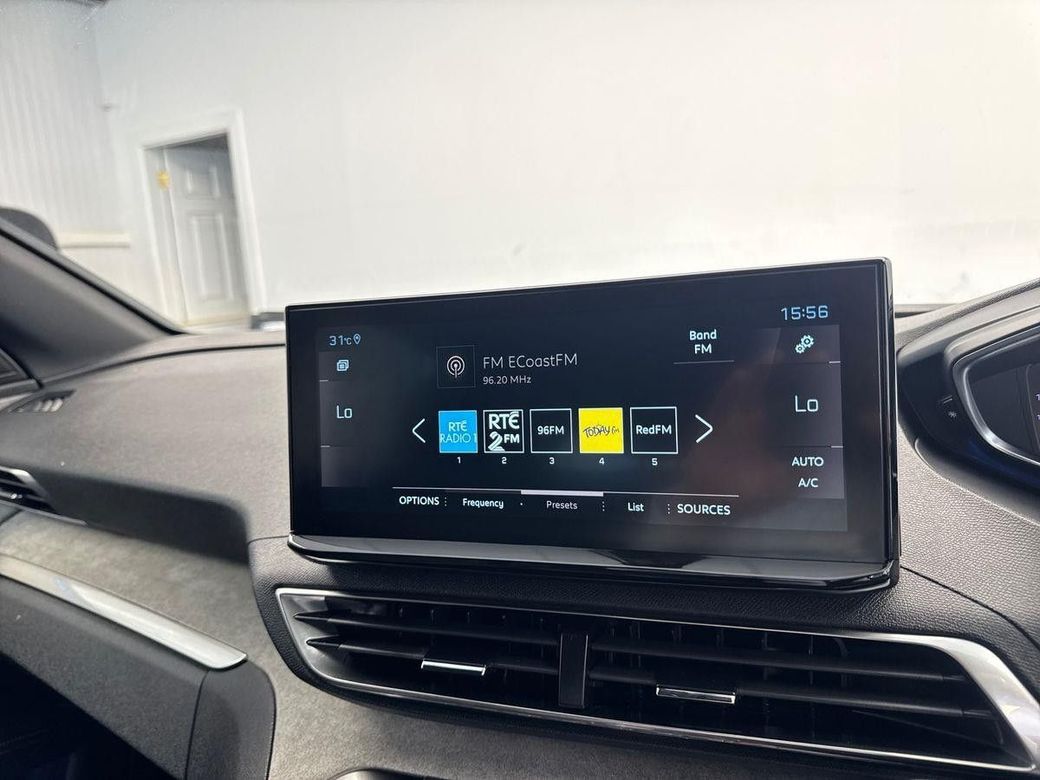 2024 Peugeot 5008
