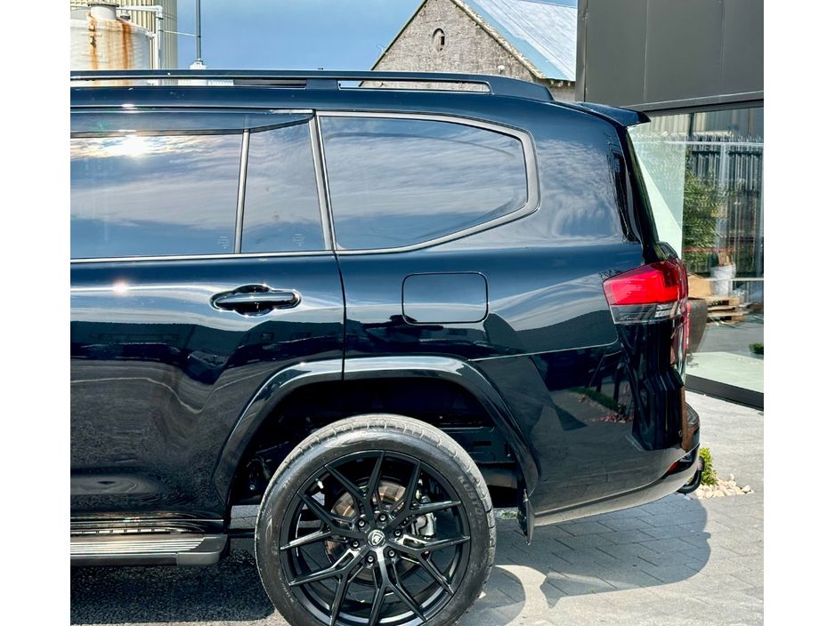 2024 Toyota Landcruiser