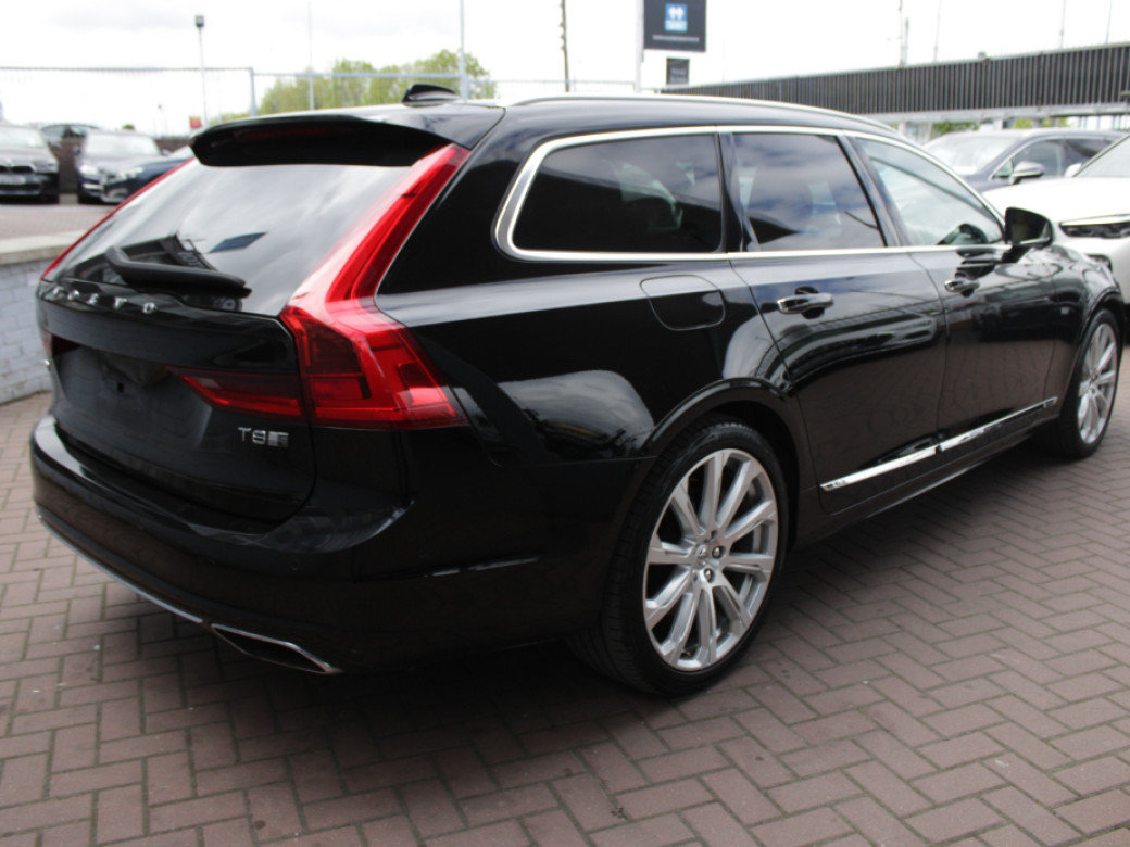2019 Volvo V90