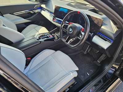 2024 BMW M5