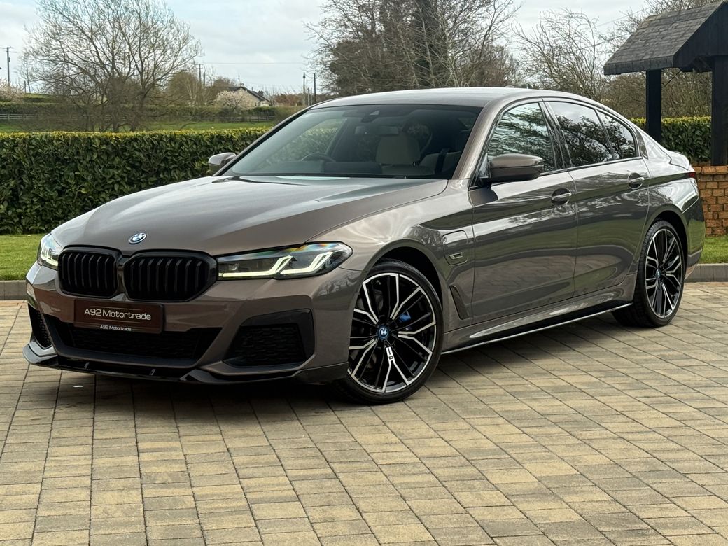 2022 BMW 5 Series