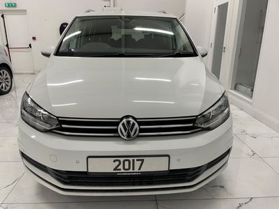 2017 Volkswagen Touran