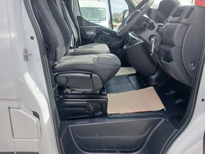 2022 Nissan Interstar