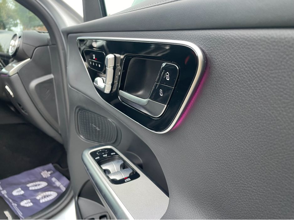 2024 Mercedes-Benz GLC Class