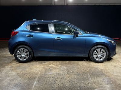 2017 Mazda Demio