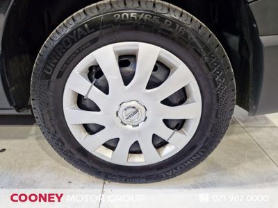 2021 Nissan NV300