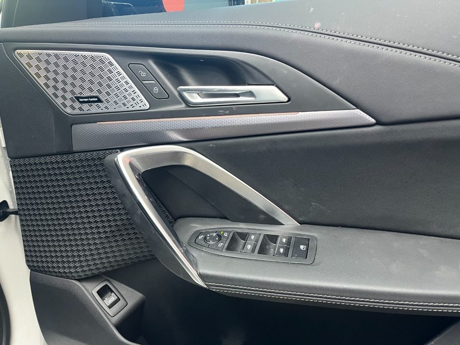 2024 BMW iX1