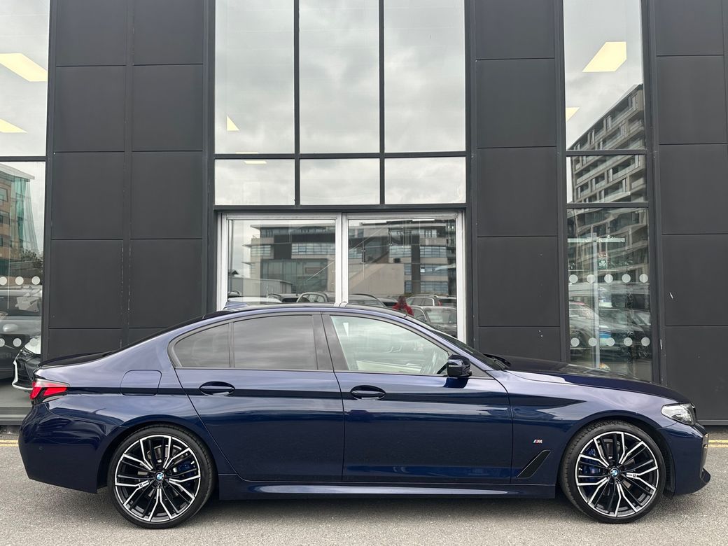 2022 BMW 5 Series