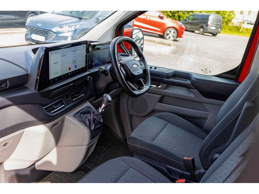 2025 Ford Transit Custom
