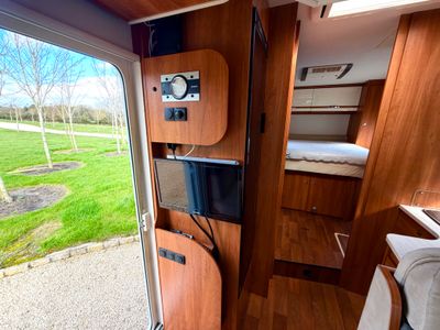 2016 GLUCKSMOBIL T 7057 DBM L.H.D ! C1 REGUIRED ! 