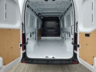 2025 Renault Master