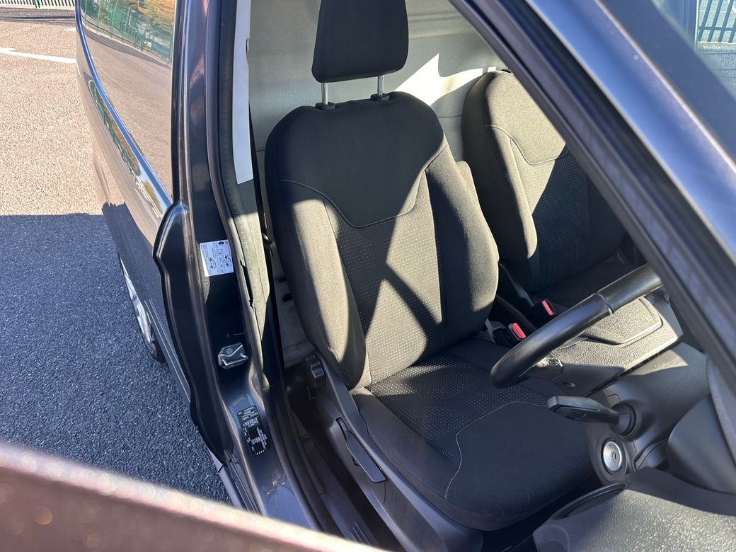 2021 Ford Transit Courier