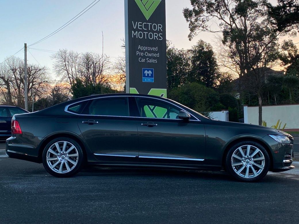 2020 Volvo S90
