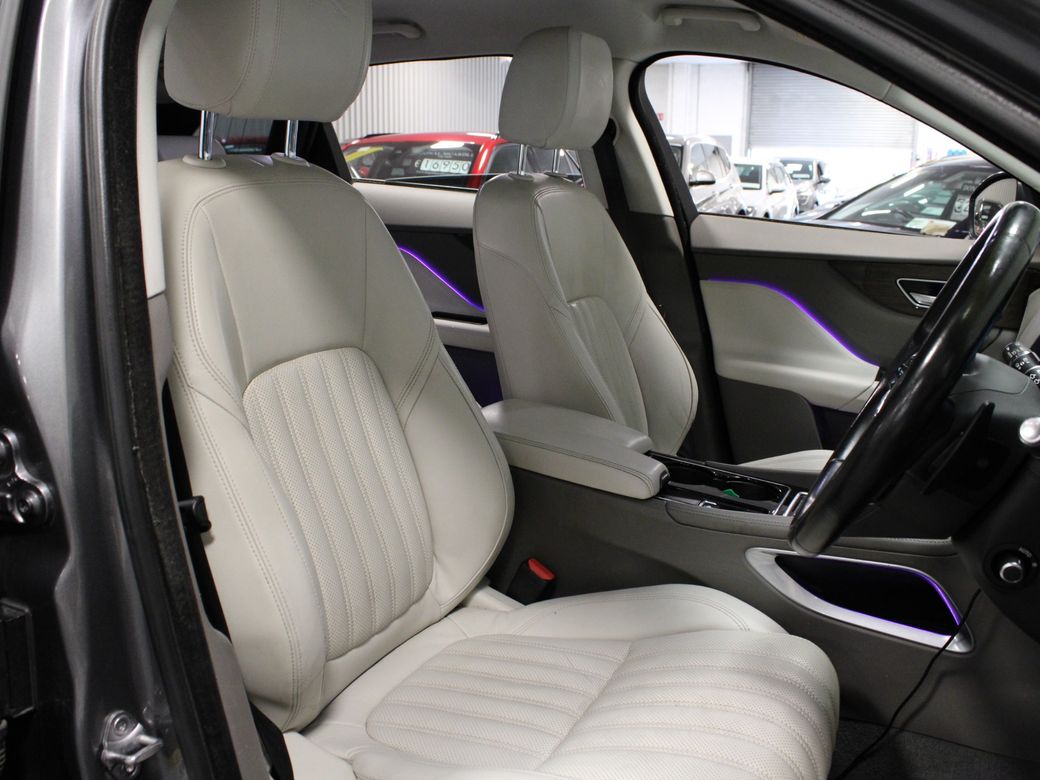 2016 Jaguar F-Pace