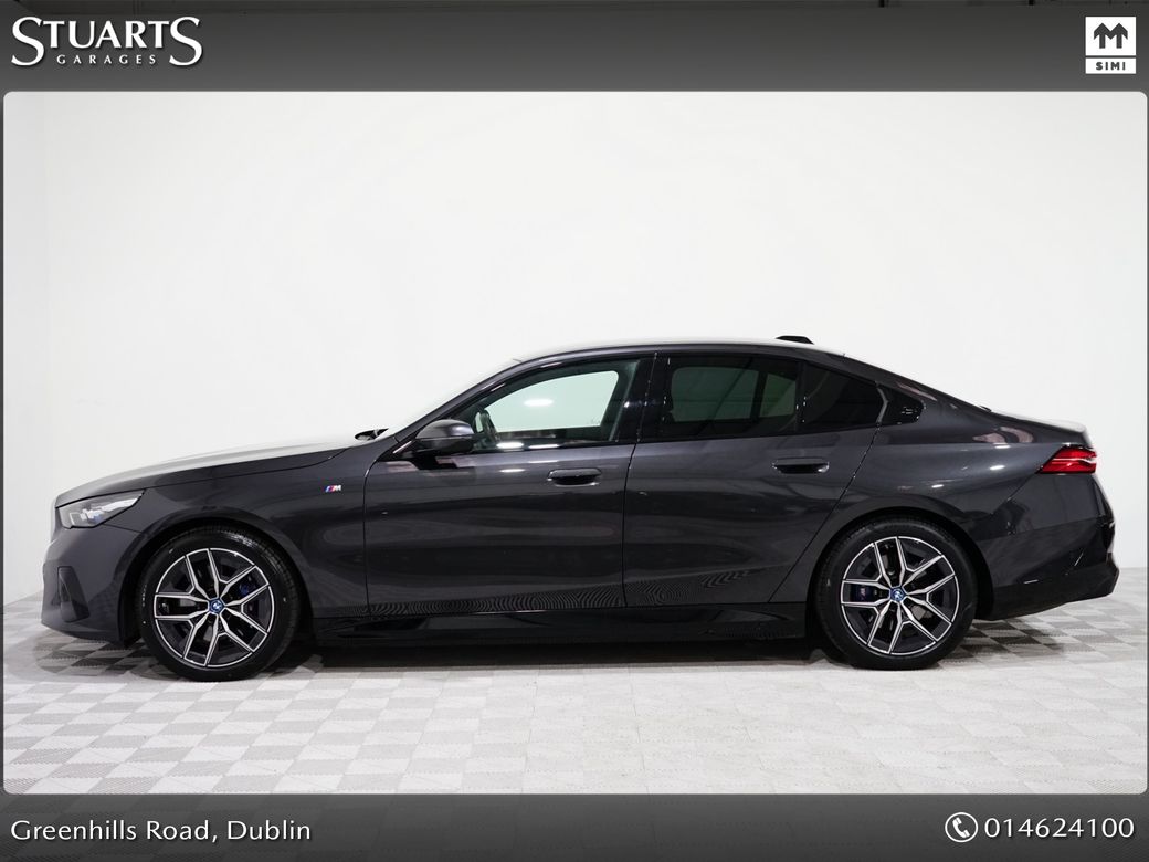 2024 BMW i5