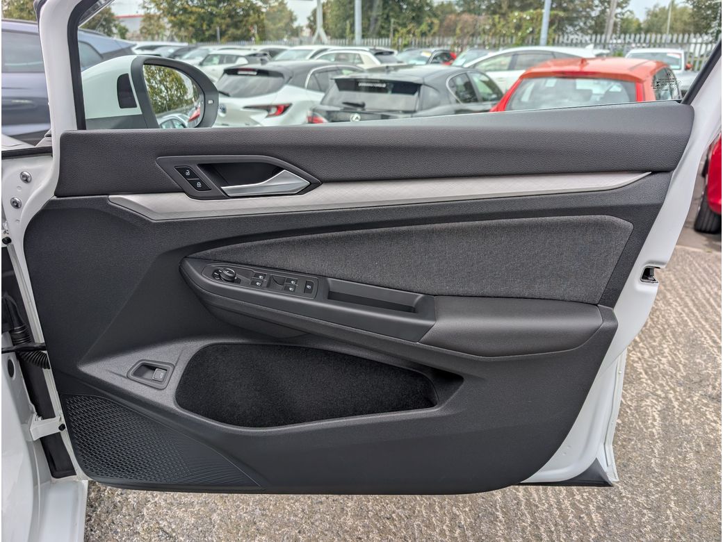 2023 Volkswagen Golf