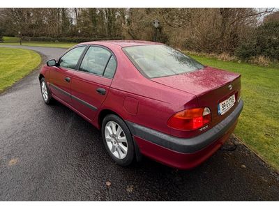 1999 Toyota Avensis