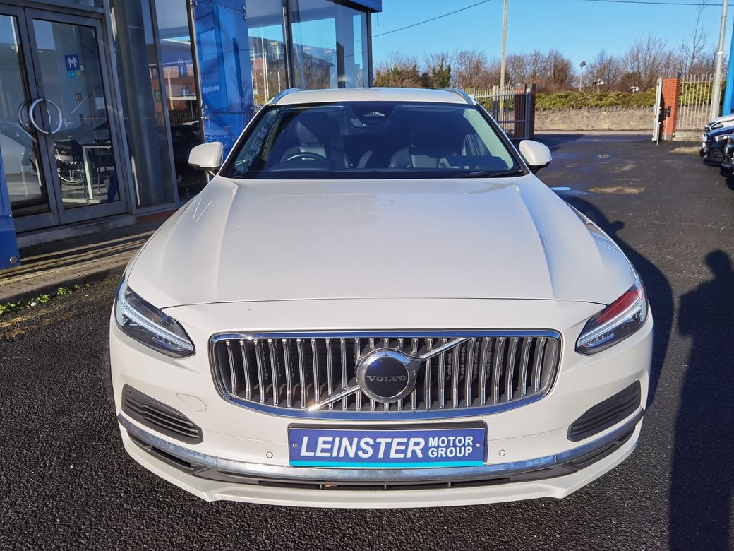 2021 Volvo V90
