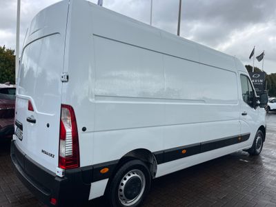 2022 Renault Master