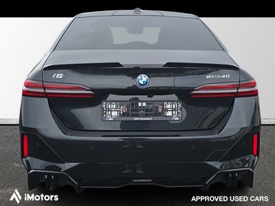 2025 BMW i5