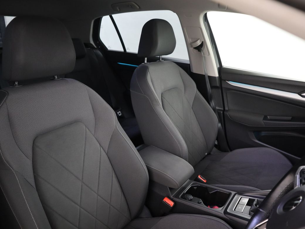 2022 Volkswagen Golf