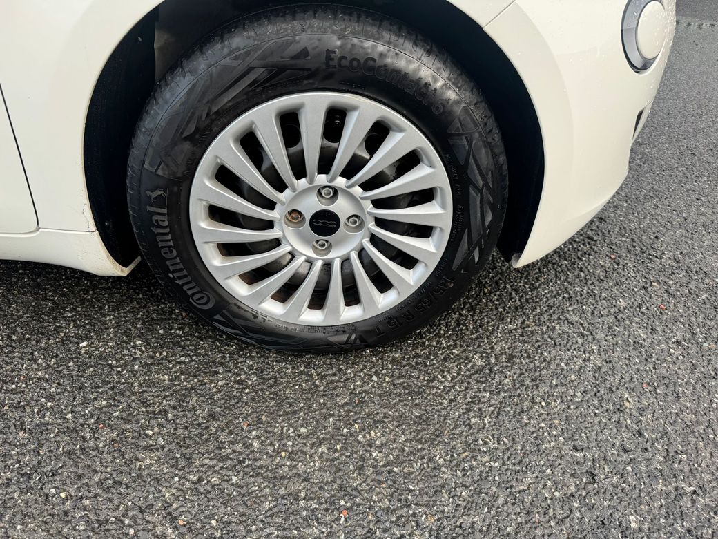 2023 Fiat 500e