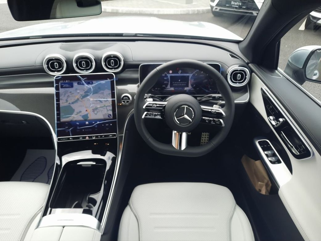 2025 Mercedes-Benz GLC Class