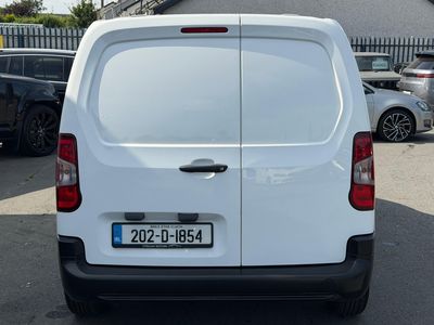 2020 Peugeot Partner