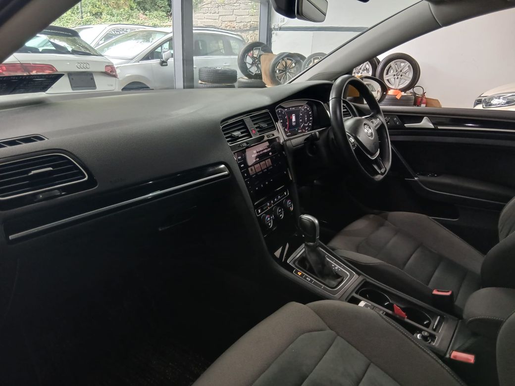 2018 Volkswagen Golf