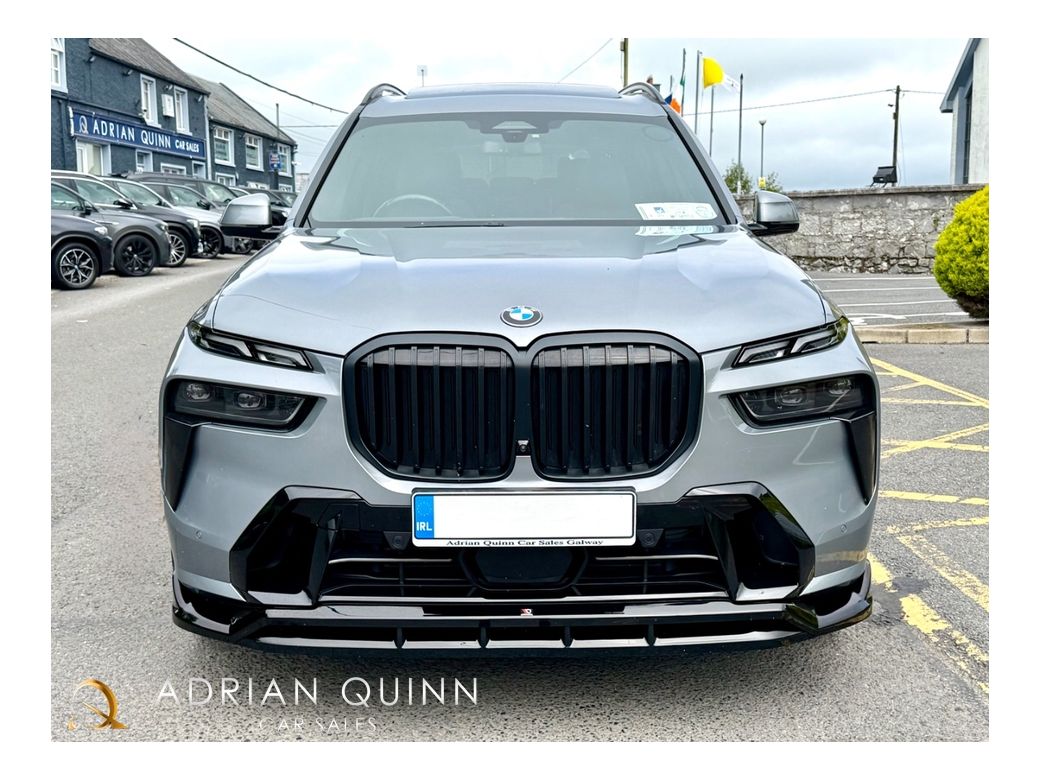 2023 BMW X7