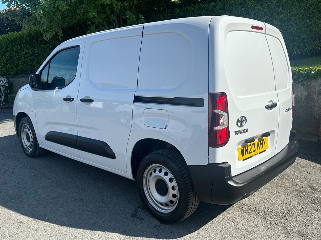 2023 Toyota Proace