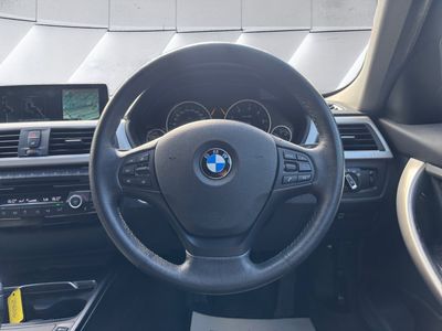 2017 BMW 320
