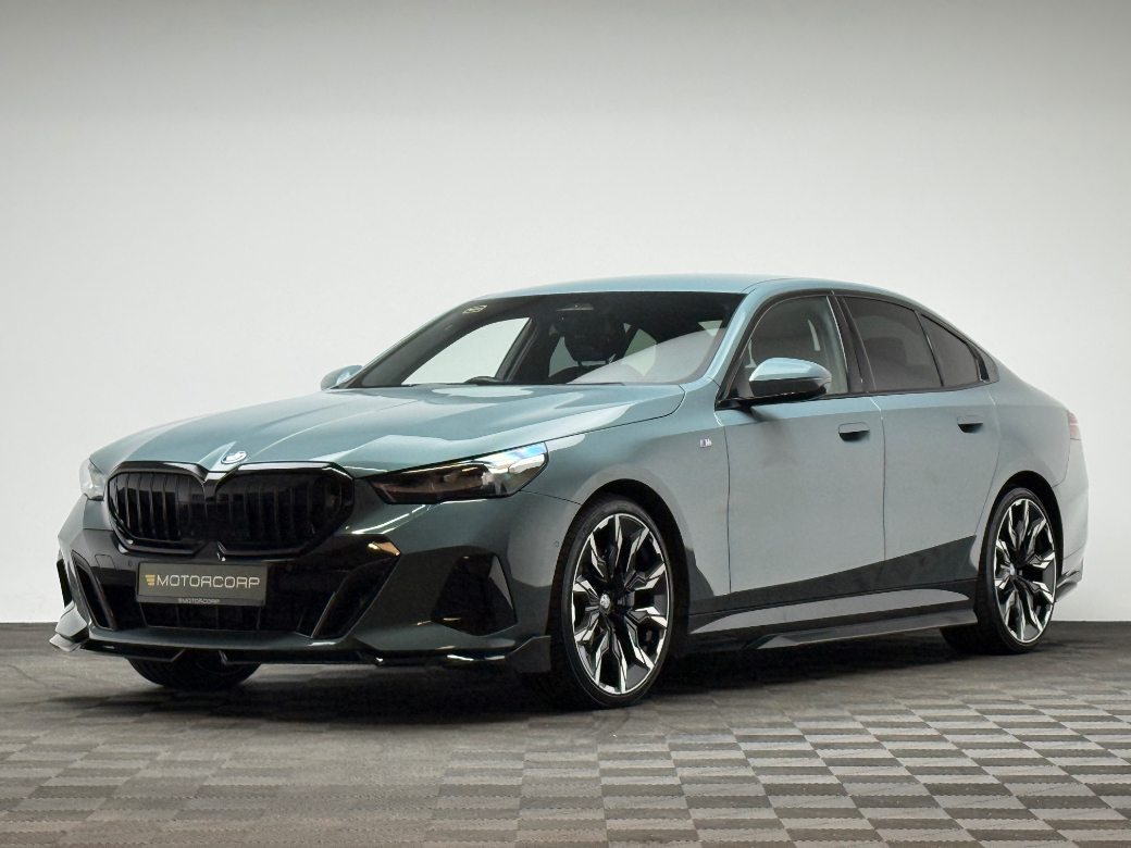 2024 BMW i5