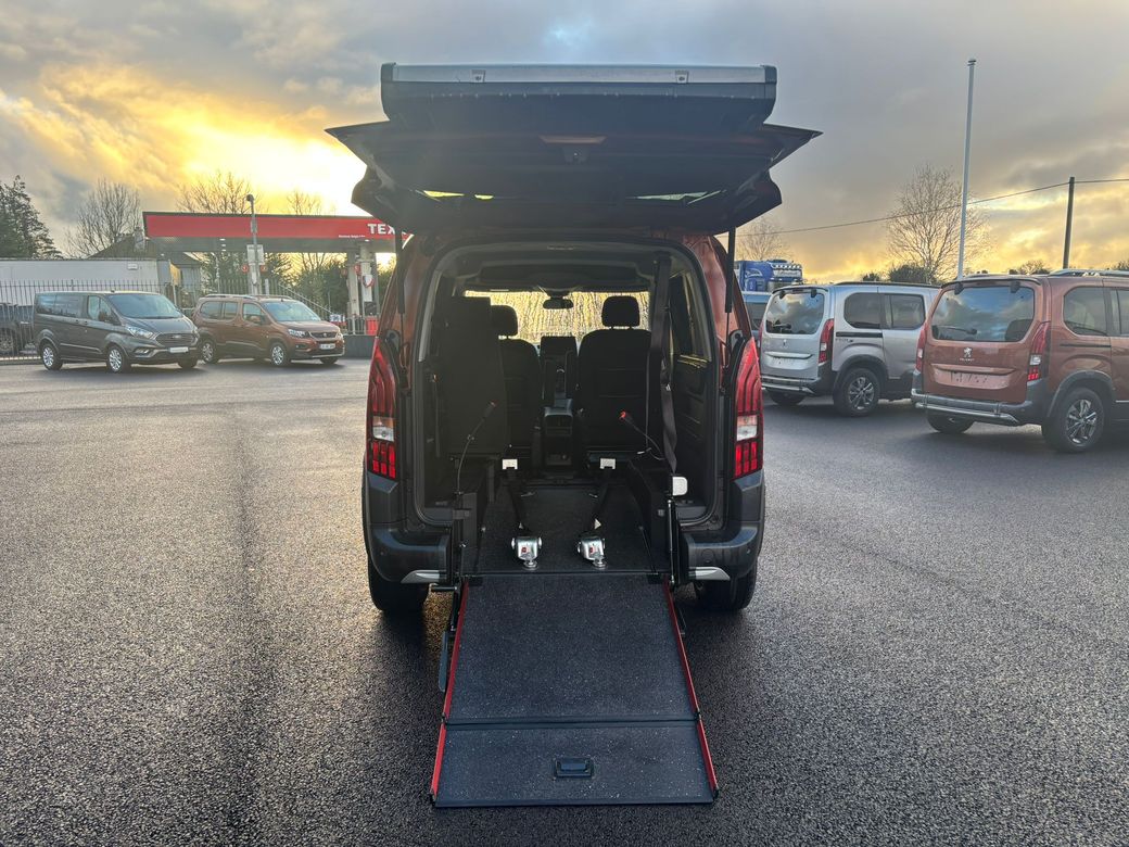 2022 Peugeot Rifter