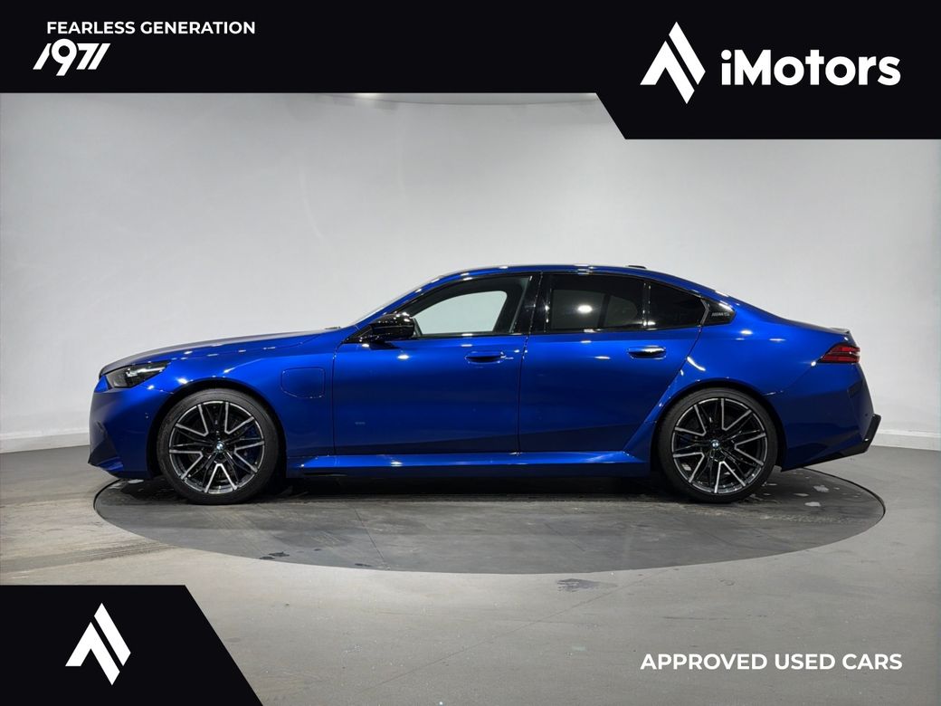 2025 BMW M5