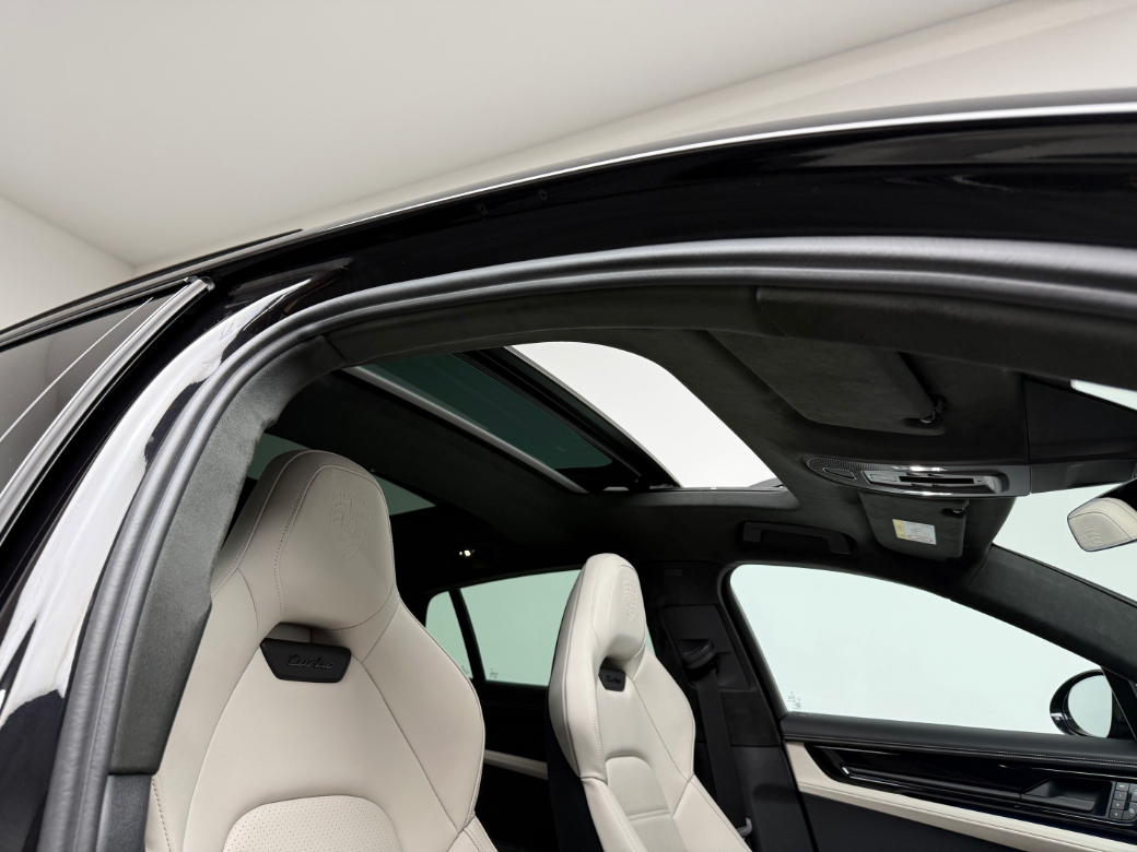 2025 Porsche Panamera