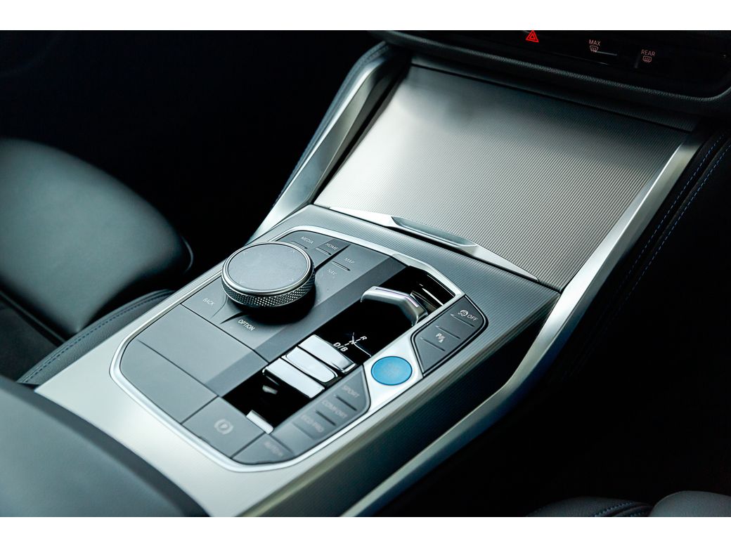 2024 BMW i4