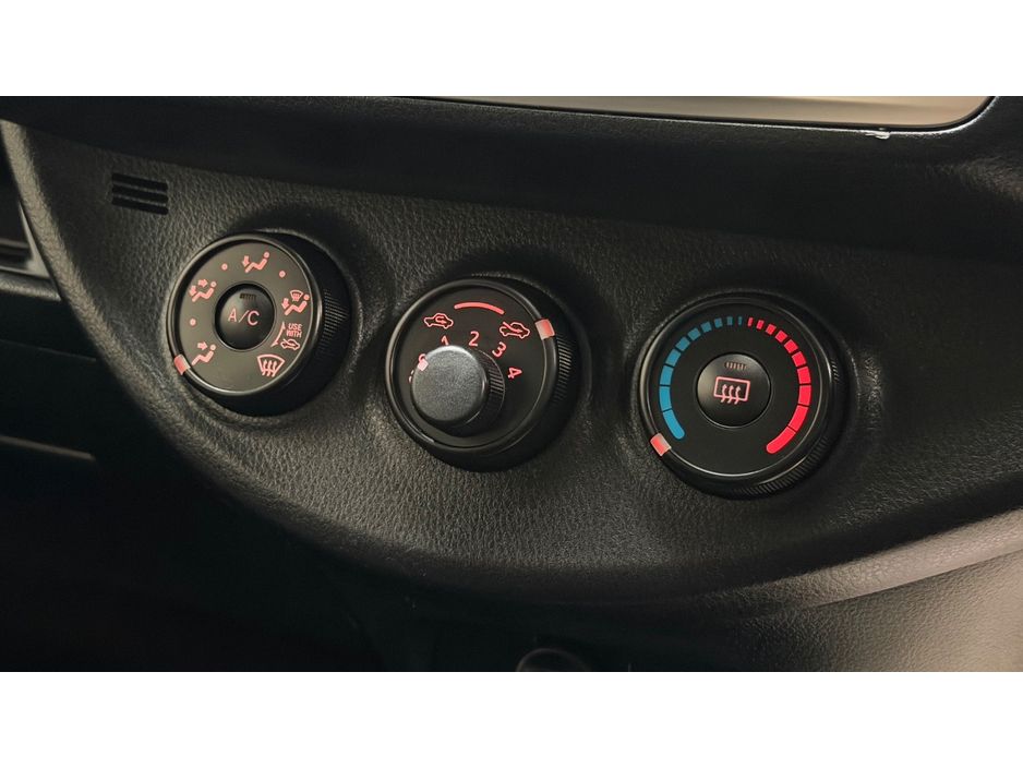 2016 Toyota Vitz