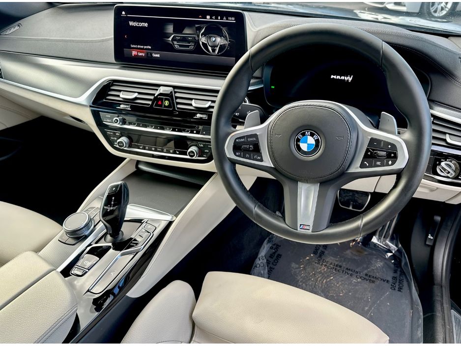 2022 BMW 5 Series