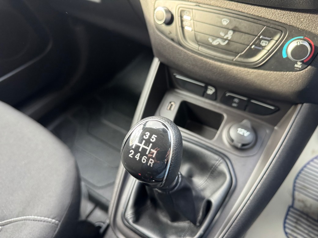 2023 Ford Transit Courier